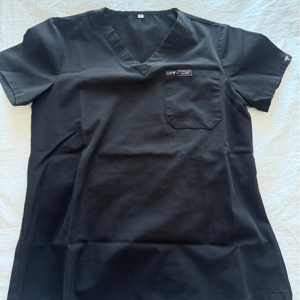 LIV Scrubs x Tiffany Moon Scrubs Set